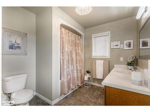 7 Gershom Street, Singhampton, ON - Indoor Photo Showing Bathroom