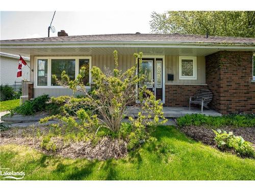 House For Sale In Collingwood, Ontario