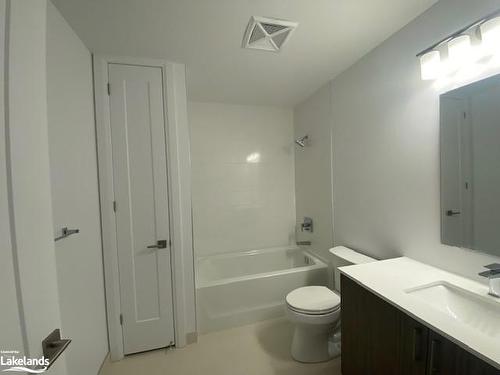321-1 Hume Street, Collingwood, ON - Indoor Photo Showing Bathroom