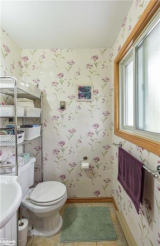1108 Winhara Road, Gravenhurst, ON - Indoor Photo Showing Bathroom