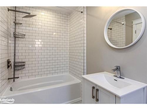 283 Birch Street, Collingwood, ON - Indoor Photo Showing Bathroom