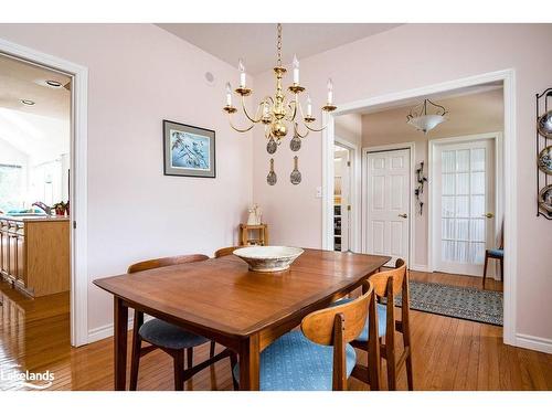 110 Aberdeen Court, The Blue Mountains, ON - Indoor Photo Showing Dining Room