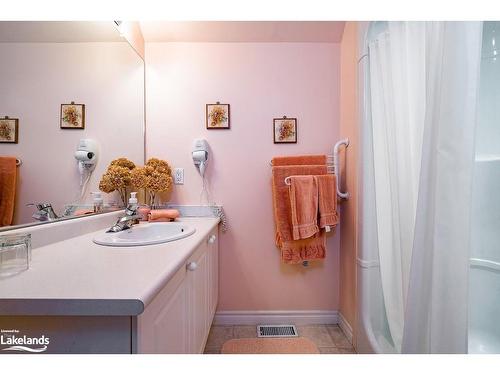 110 Aberdeen Court, The Blue Mountains, ON - Indoor Photo Showing Bathroom