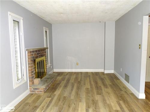 28 Fox Run, Barrie, ON - Indoor Photo Showing Other Room With Fireplace