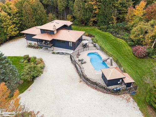 8471 21/22 Nottawasaga Side Road, Duntroon, ON - Outdoor With In Ground Pool