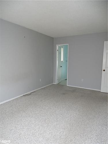 28 Fox Run, Barrie, ON - Indoor Photo Showing Other Room
