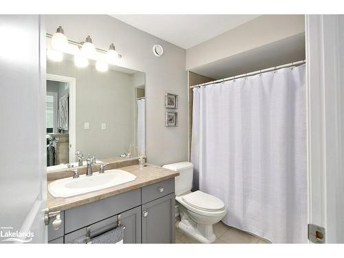 5-209707 26 Highway, The Blue Mountains, ON - Indoor Photo Showing Bathroom