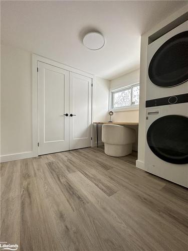 29 Richmond Street, Emsdale, ON - Indoor Photo Showing Laundry Room