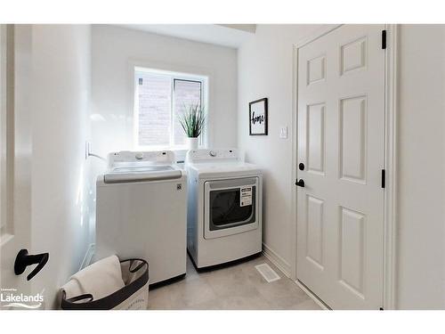 13 Maidens Crescent, Collingwood, ON - Indoor Photo Showing Laundry Room