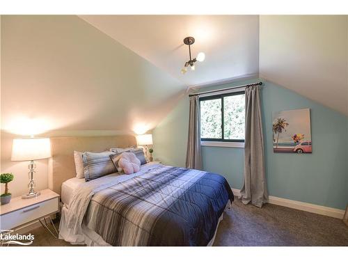 1894 Marchmont Road, Severn, ON - Indoor Photo Showing Bedroom