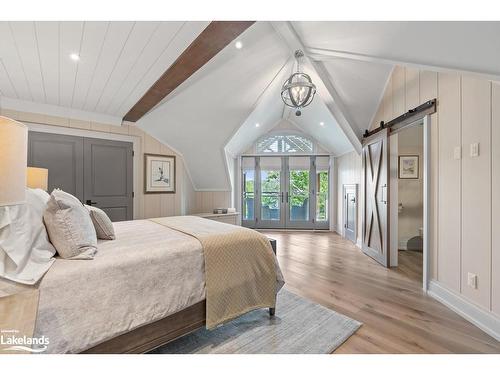 1161 Stephen Road, Port Carling, ON - Indoor Photo Showing Bedroom With Body Of Water