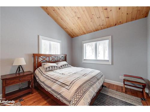 112 Starlight Lane, Meaford, ON - Indoor Photo Showing Other Room