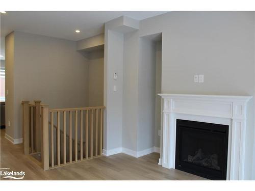 32 Winters Crescent, Collingwood, ON - Indoor With Fireplace