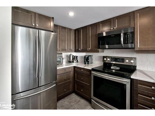 705-24 Ramblings Way, Collingwood, ON - Indoor Photo Showing Kitchen With Stainless Steel Kitchen