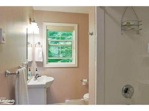 14A Fraser Road, Seguin, ON - Indoor Photo Showing Bathroom