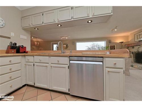 838742 4Th Line E, Mulmur, ON - Indoor Photo Showing Kitchen