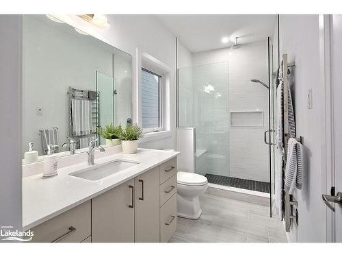 104 Schooners Lane, Thornbury, ON - Indoor Photo Showing Bathroom