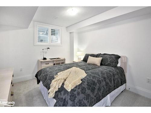 104 Schooners Lane, Thornbury, ON - Indoor Photo Showing Bedroom