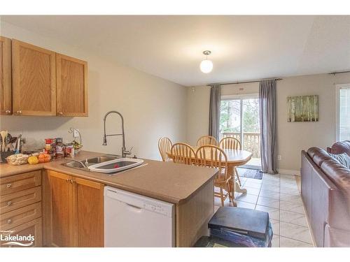 48 Rose Valley Way, Wasaga Beach, ON - Indoor Photo Showing Kitchen With Double Sink