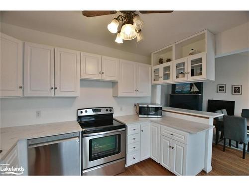 58 River Road E, Wasaga Beach, ON - Indoor Photo Showing Kitchen