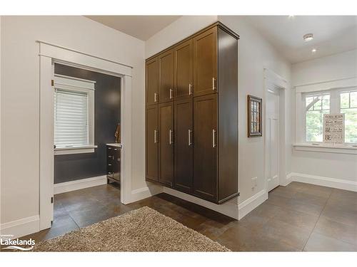 148 Goldfinch Crescent, Tiny, ON - Indoor Photo Showing Other Room