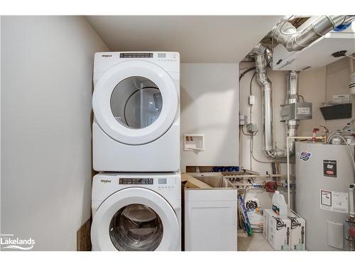305-200 Anglo Street, Bracebridge, ON - Indoor Photo Showing Laundry Room