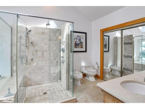 1096 Eilean Gowan Island, Bracebridge, ON - Indoor Photo Showing Bathroom