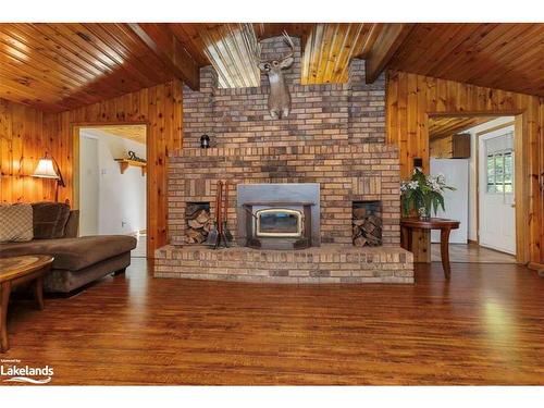 10 Firefly Way, Seguin, ON - Indoor Photo Showing Living Room With Fireplace
