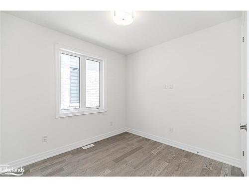 3 Rosanne Circle, Wasaga Beach, ON - Indoor Photo Showing Other Room