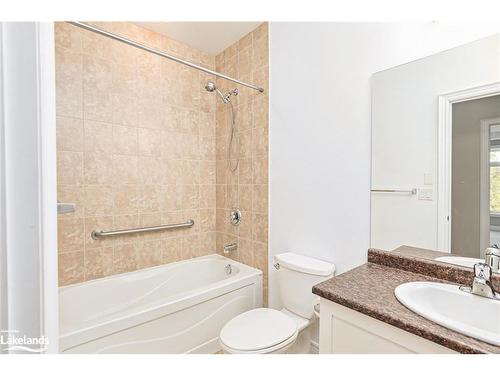 207-25 Beaver Street, Thornbury, ON - Indoor Photo Showing Bathroom