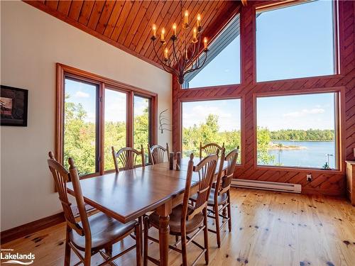 23212 Georgian Bay Shr, Georgian Bay Twp, ON - Indoor Photo Showing Dining Room