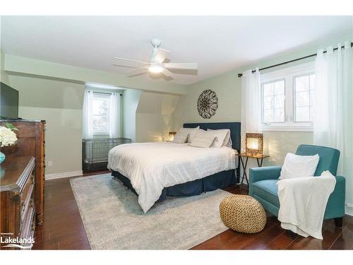 1415 Limberlost Road, Huntsville, ON - Indoor Photo Showing Bedroom