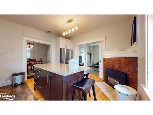 143 Fourth Street W, Collingwood, ON - Indoor With Fireplace
