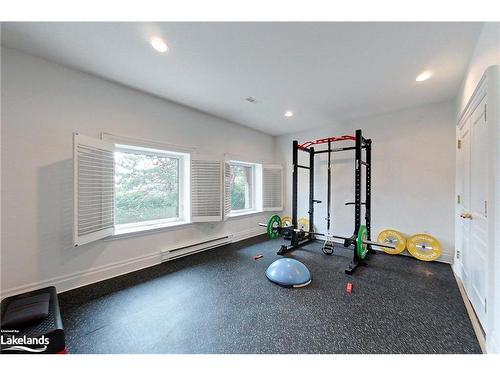 122 Arrowhead Crescent, The Blue Mountains, ON - Indoor Photo Showing Gym Room