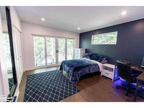 43 Glendale Road, Bracebridge, ON - Indoor Photo Showing Bedroom