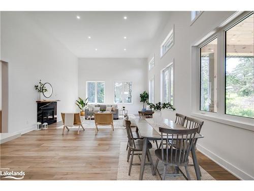 11 Lang Court, Sundridge, ON - Indoor Photo Showing Dining Room