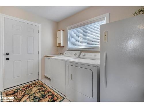 3628 Bayou Road, Severn, ON - Indoor Photo Showing Laundry Room