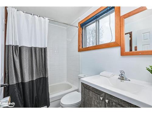 141 Kandahar Lane, The Blue Mountains, ON - Indoor Photo Showing Bathroom