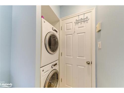 30 Kohl Street, Collingwood, ON - Indoor Photo Showing Laundry Room