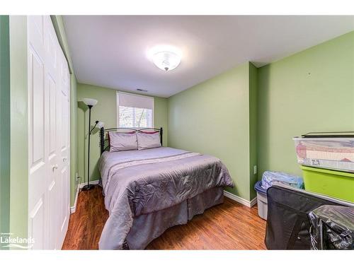 30 Kohl Street, Collingwood, ON - Indoor Photo Showing Bedroom