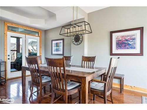 123 Venture Boulevard, The Blue Mountains, ON - Indoor Photo Showing Dining Room