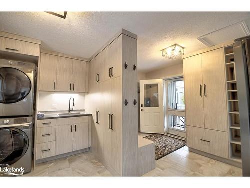 80 Corey Crescent, Tobermory, ON - Indoor Photo Showing Laundry Room