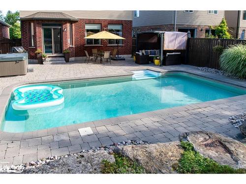 20 Lynden Street, Collingwood, ON - Outdoor With In Ground Pool With Deck Patio Veranda