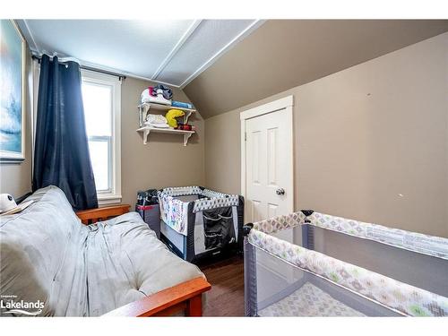 6336 County Road 90, Angus, ON - Indoor Photo Showing Bedroom