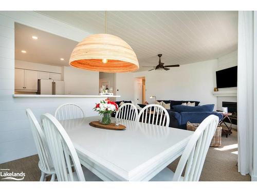 627 Johnston Park Avenue, Collingwood, ON - Indoor Photo Showing Dining Room