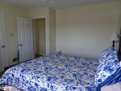 20 Parkside Street, Minden, ON - Indoor Photo Showing Bedroom