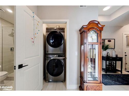 102-10 Beausoleil Drive, Town Of Blue Mountains, ON - Indoor Photo Showing Laundry Room