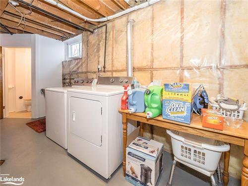 949 Hahne Drive, Gravenhurst, ON - Indoor Photo Showing Laundry Room