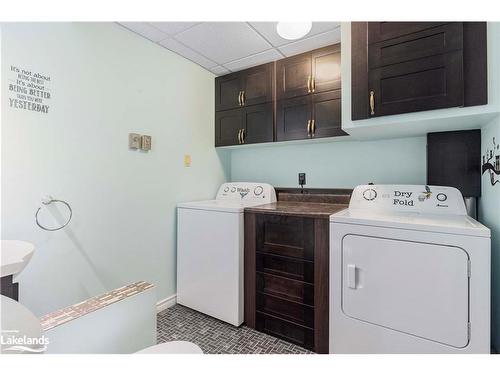 9467 County 93 Road, Midland, ON - Indoor Photo Showing Laundry Room