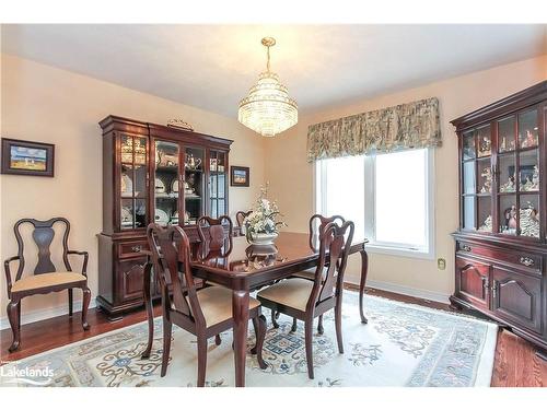33 Princess Point Drive, Wasaga Beach, ON - Indoor Photo Showing Dining Room